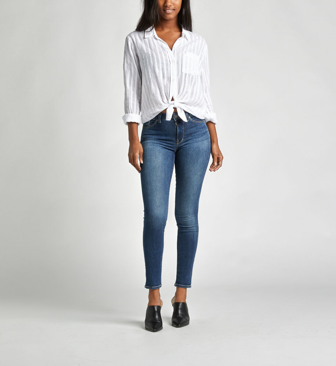 Buy Bleecker Mid Rise Jegging Jeans for USD 69.00 Silver Jeans