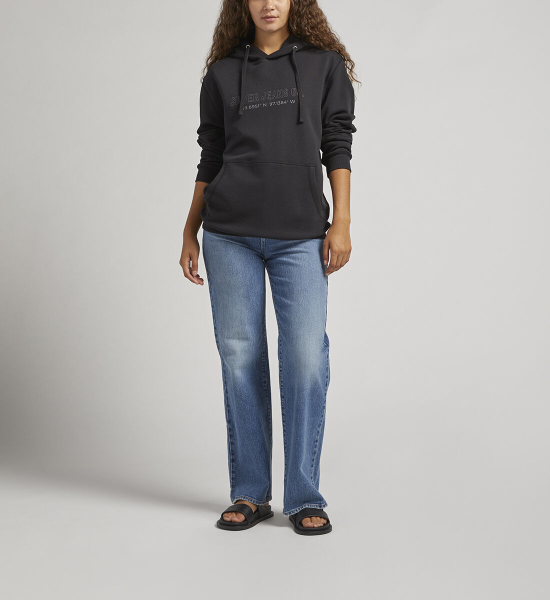 Boyfriend jeans and hoodie discount