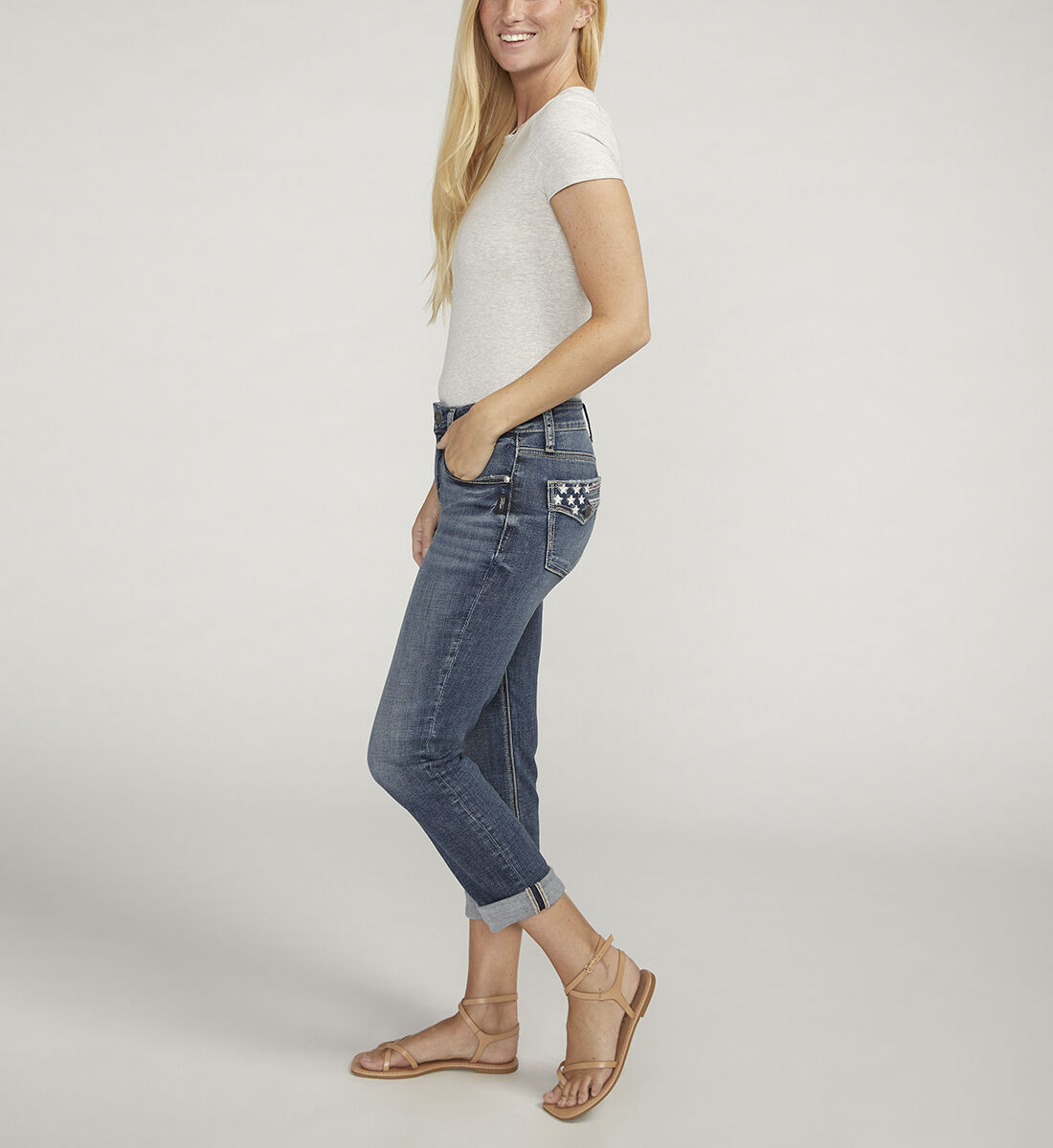 Buy Suki Mid Rise Americana Capri for USD 50.00 Silver Jeans US New