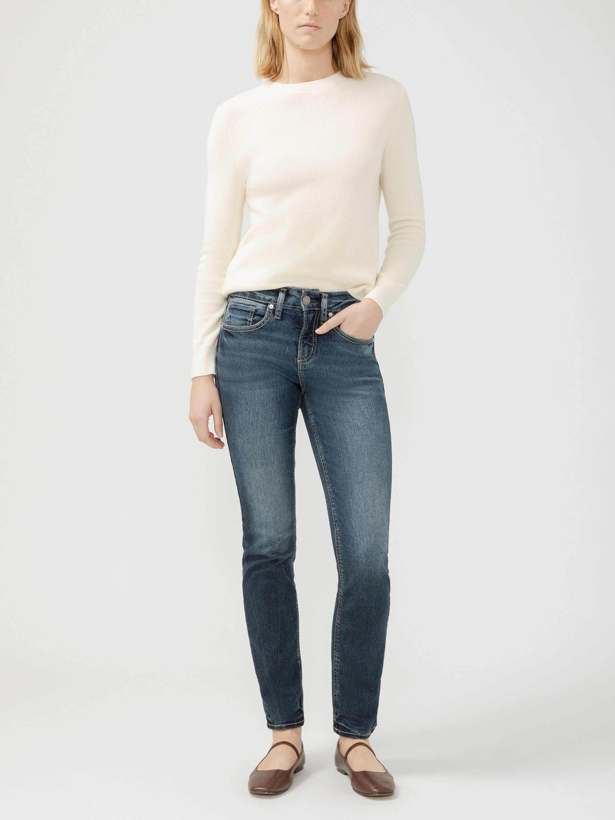 Suki Mid Rise Straight Leg Jeans 