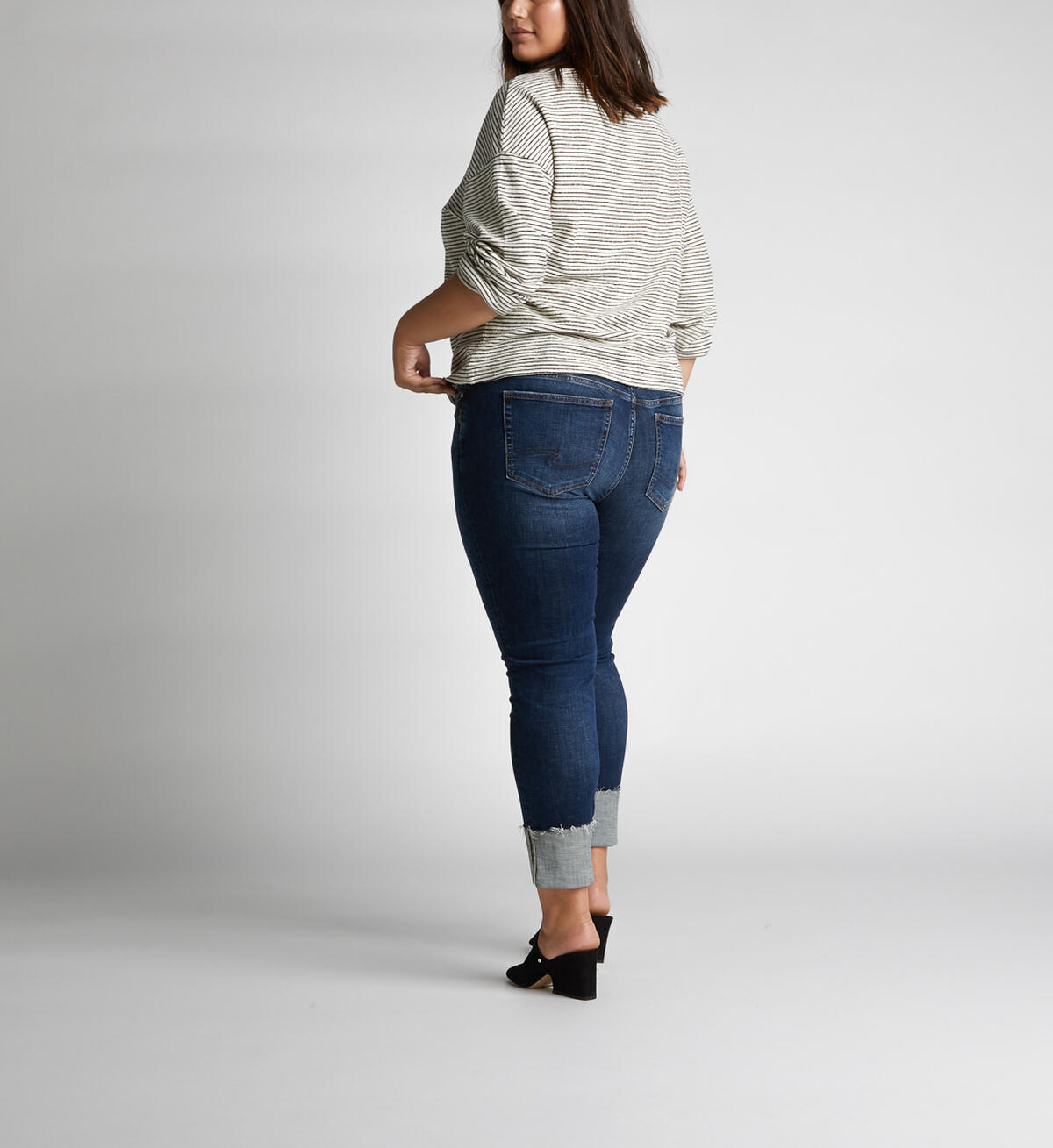 Elyse Mid-Rise Curvy Relaxed Slim-Leg Jeans, , hi-res image number 1