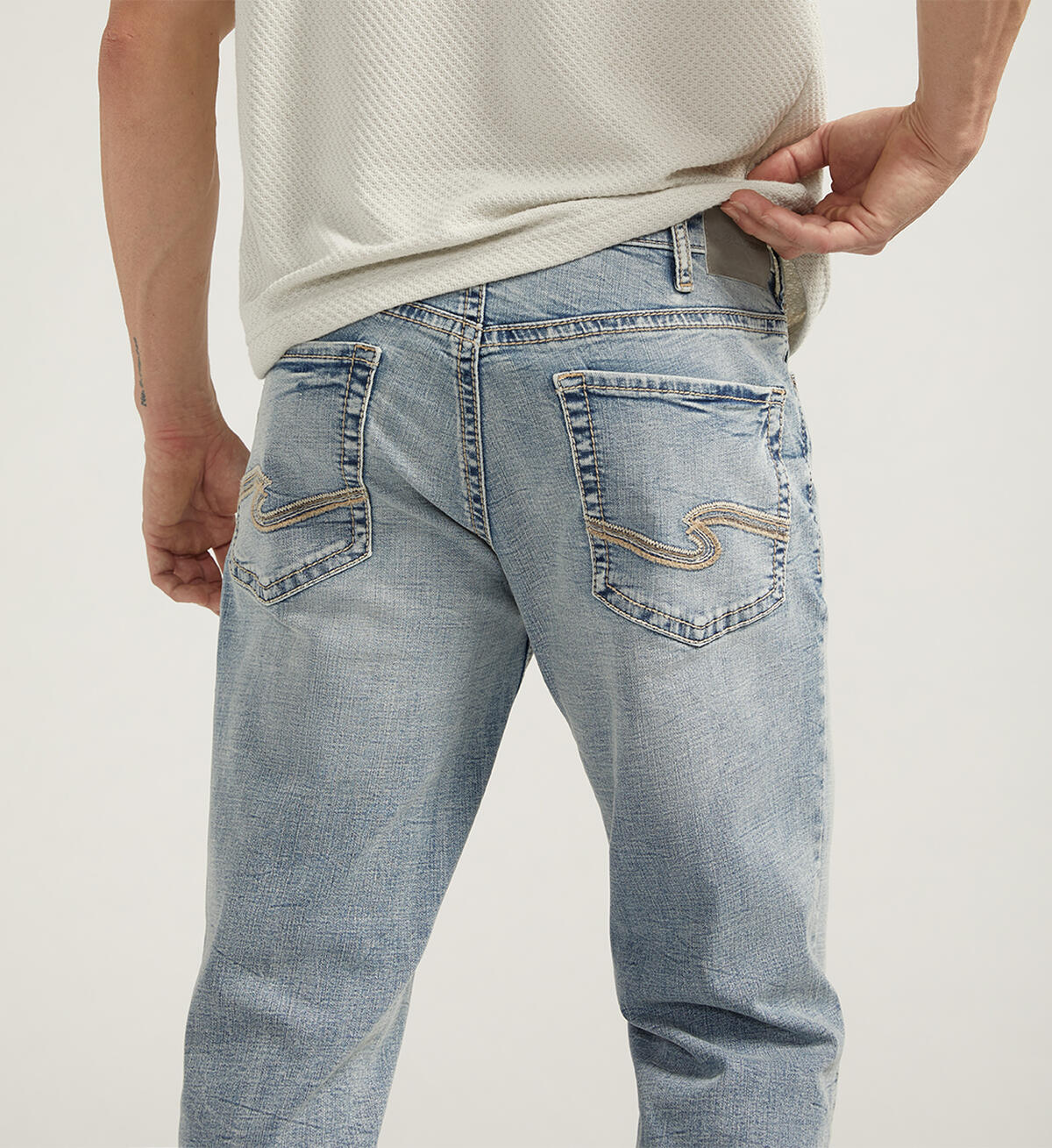 Gordie Relaxed Fit Straight Leg Jeans, , hi-res image number 4