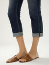 Suki Mid Rise Americana Luxe Stretch Capri image number 4