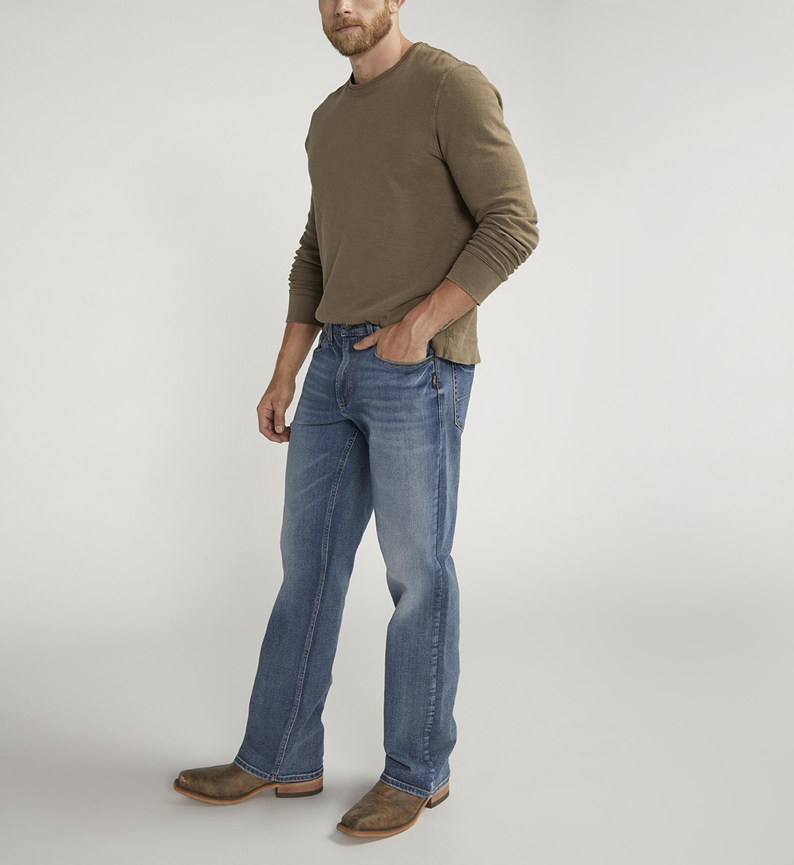 straight leg relaxed fit jeans