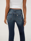 Elyse Mid Rise Americana Capri image number 4