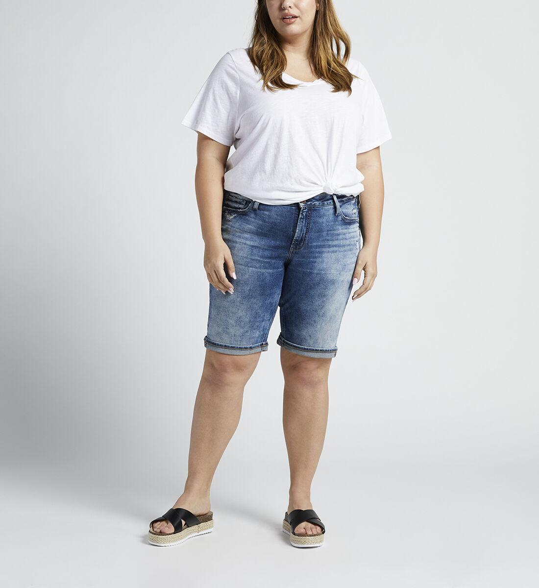 Buy Elyse Mid Rise Bermuda Short Plus Size for USD 37.00 Silver Jeans US New
