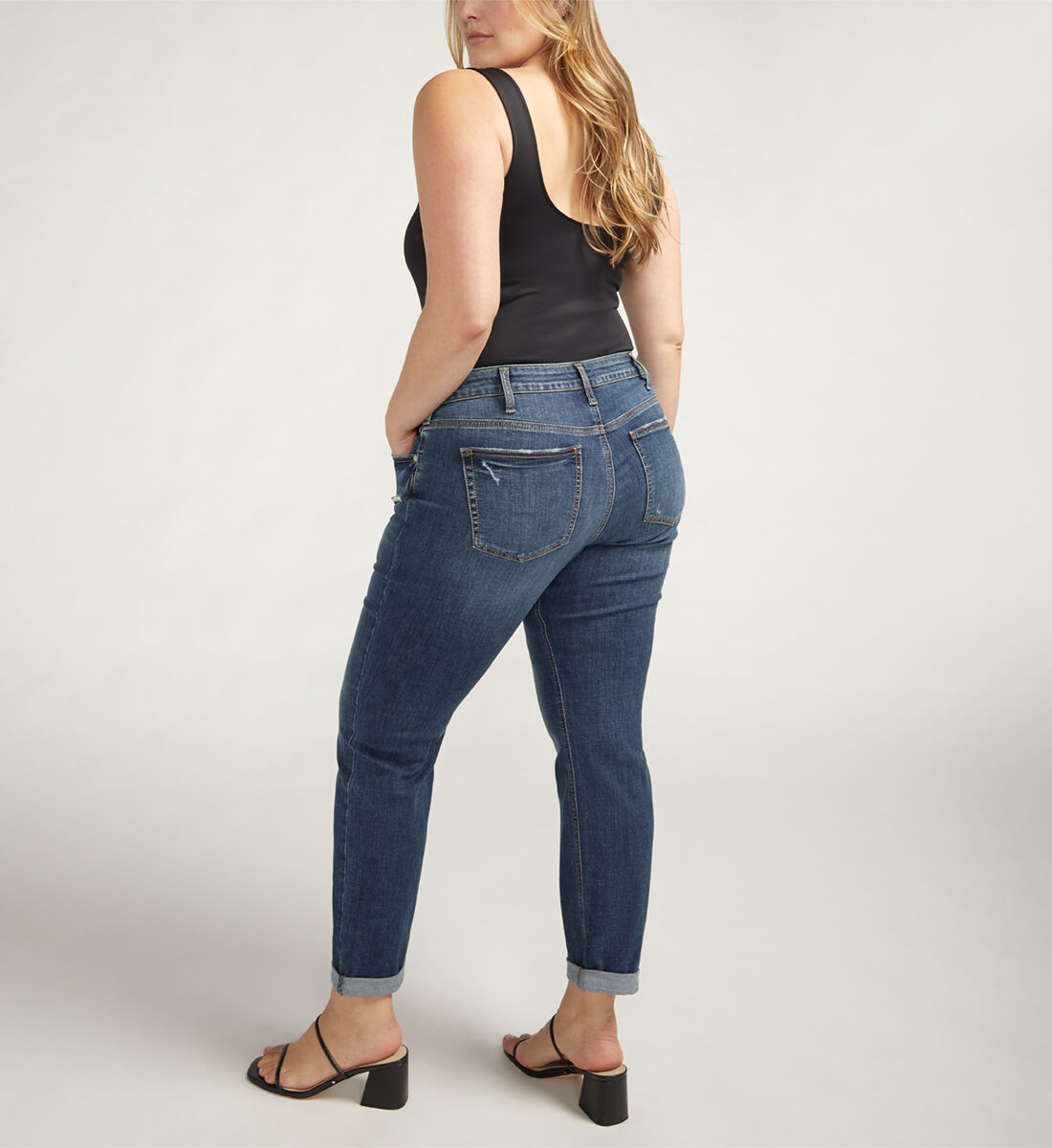 Plus size skinny leg jeans deals