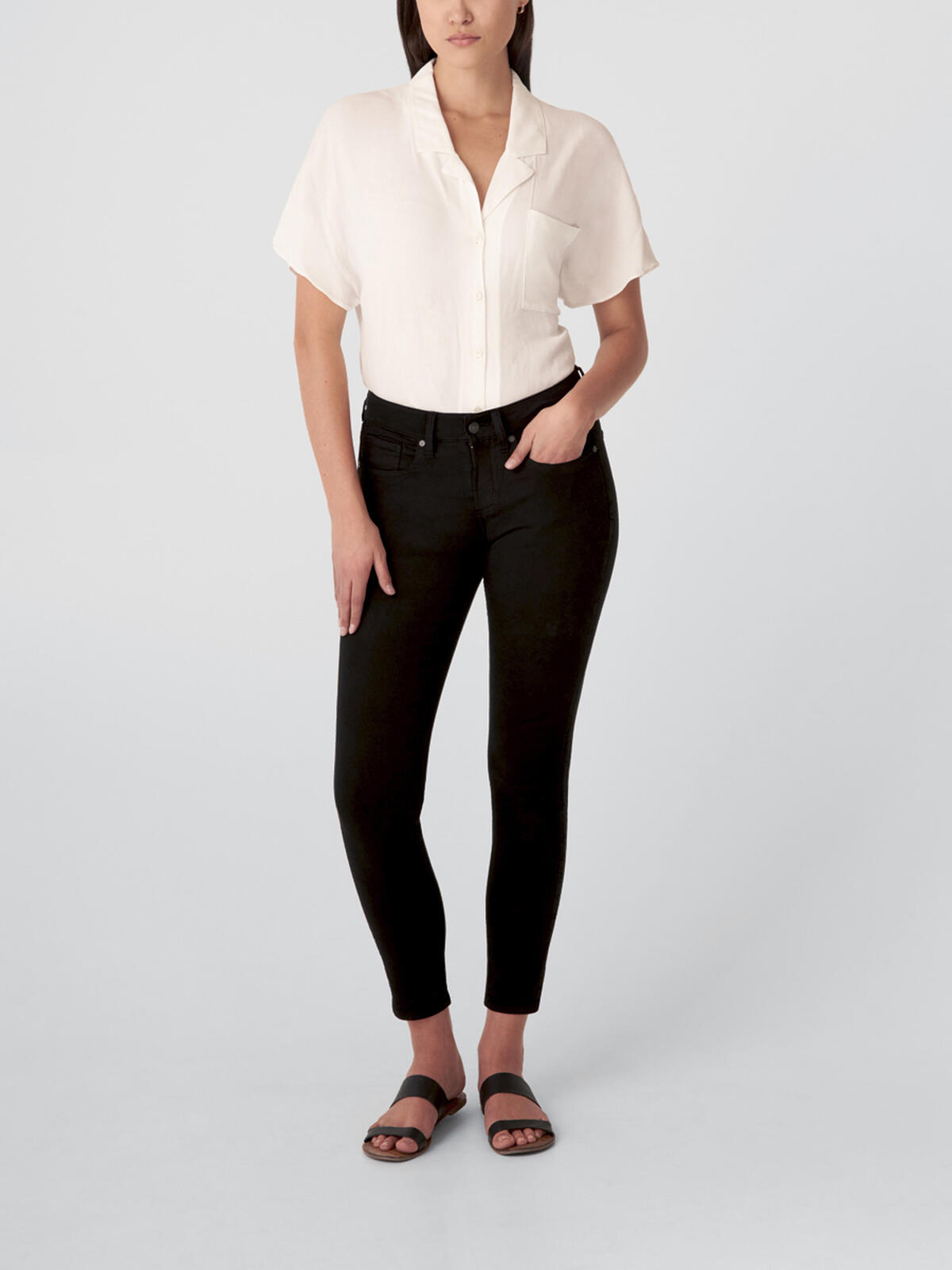 Suki Mid Rise Skinny Jeans image number 0