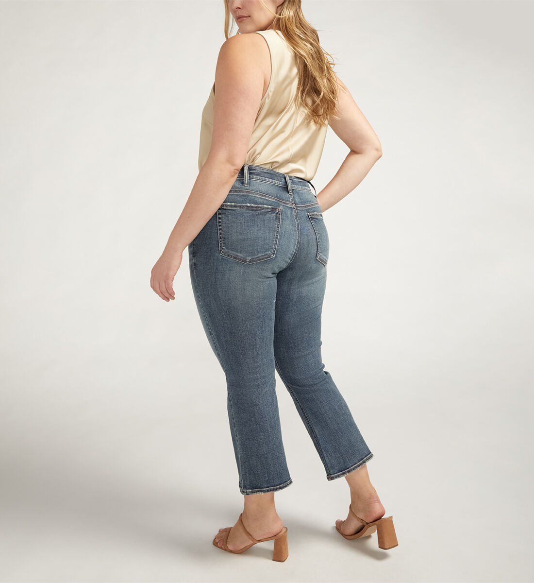 Plus size cropped flare jeans sales