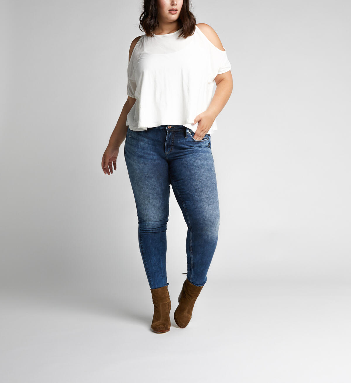 Suki Mid-Rise Curvy Skinny Jeans, , hi-res image number 3