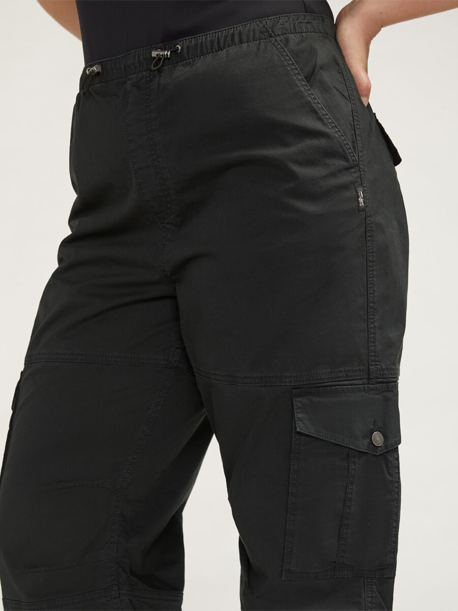 ハチヤーズ　Women’s Parachute Cargo 2G サイズS〜M ハチヤーズ Women's Parachute Cargo 2G サイズS〜M 8YARDS