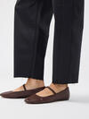 High Rise Slim Barrel Leg Coated Jeans image number 4