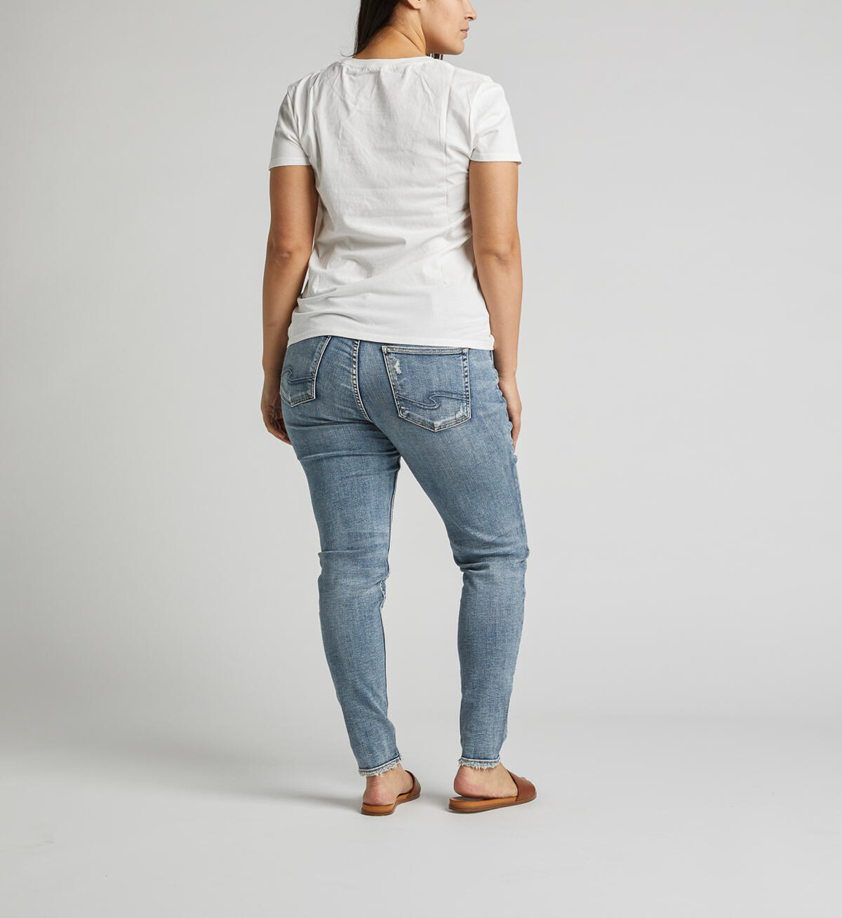 Mila, Warm White, hi-res image number 1