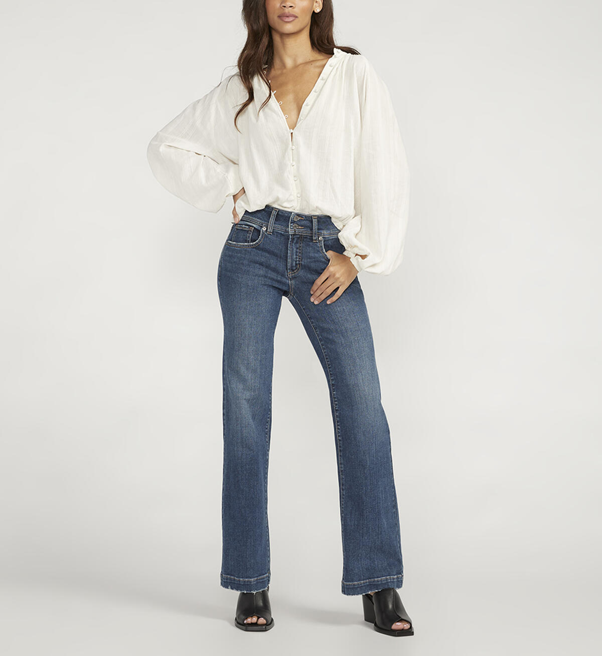 Suki Mid Rise Trouser Leg Jeans, Indigo, hi-res image number 0
