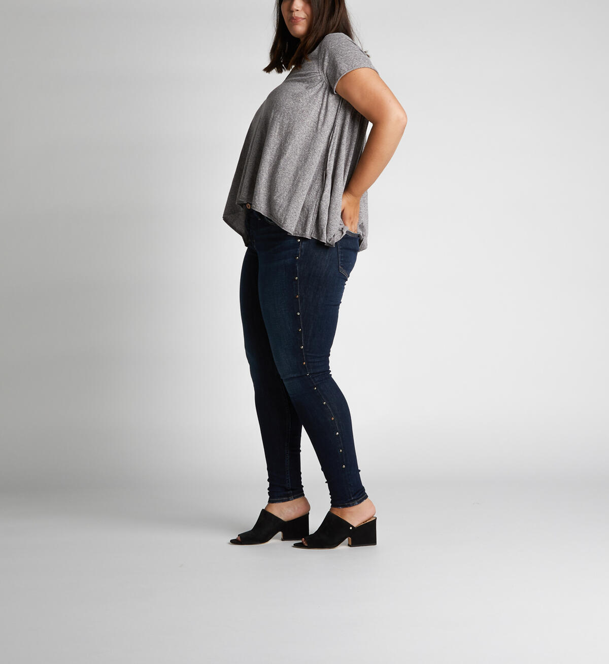 Suki Mid-Rise Curvy Studded Skinny Jeans, , hi-res image number 2