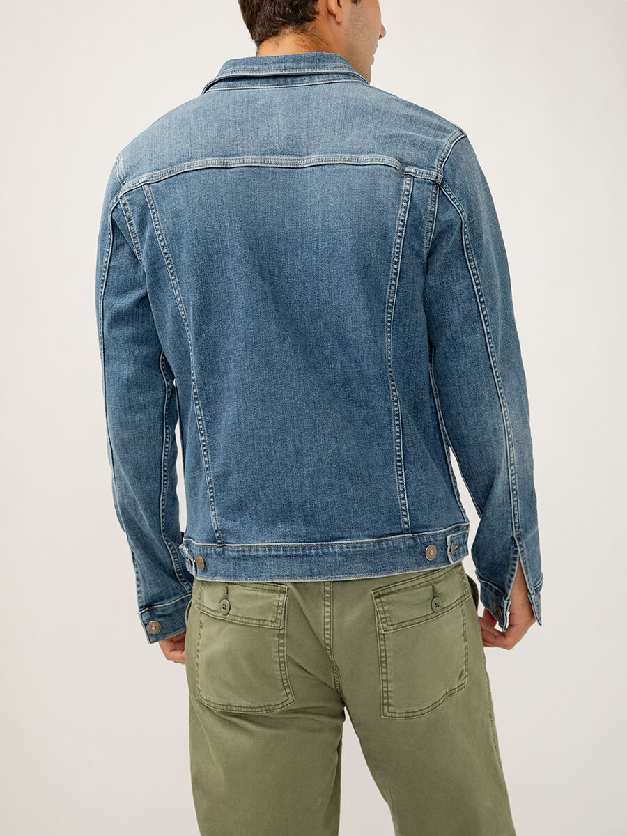 denim jacket × silver necklace 2 Buy Denim Jacket for USD 35.00 | Silver Jeans