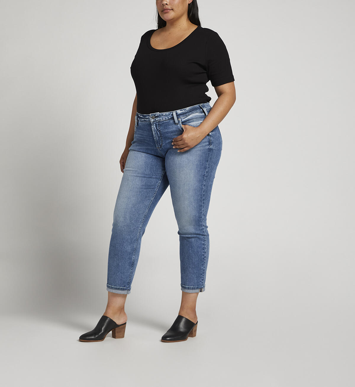 Boyfriend Mid Rise Slim Leg Jeans Plus Size, Indigo, hi-res image number 2
