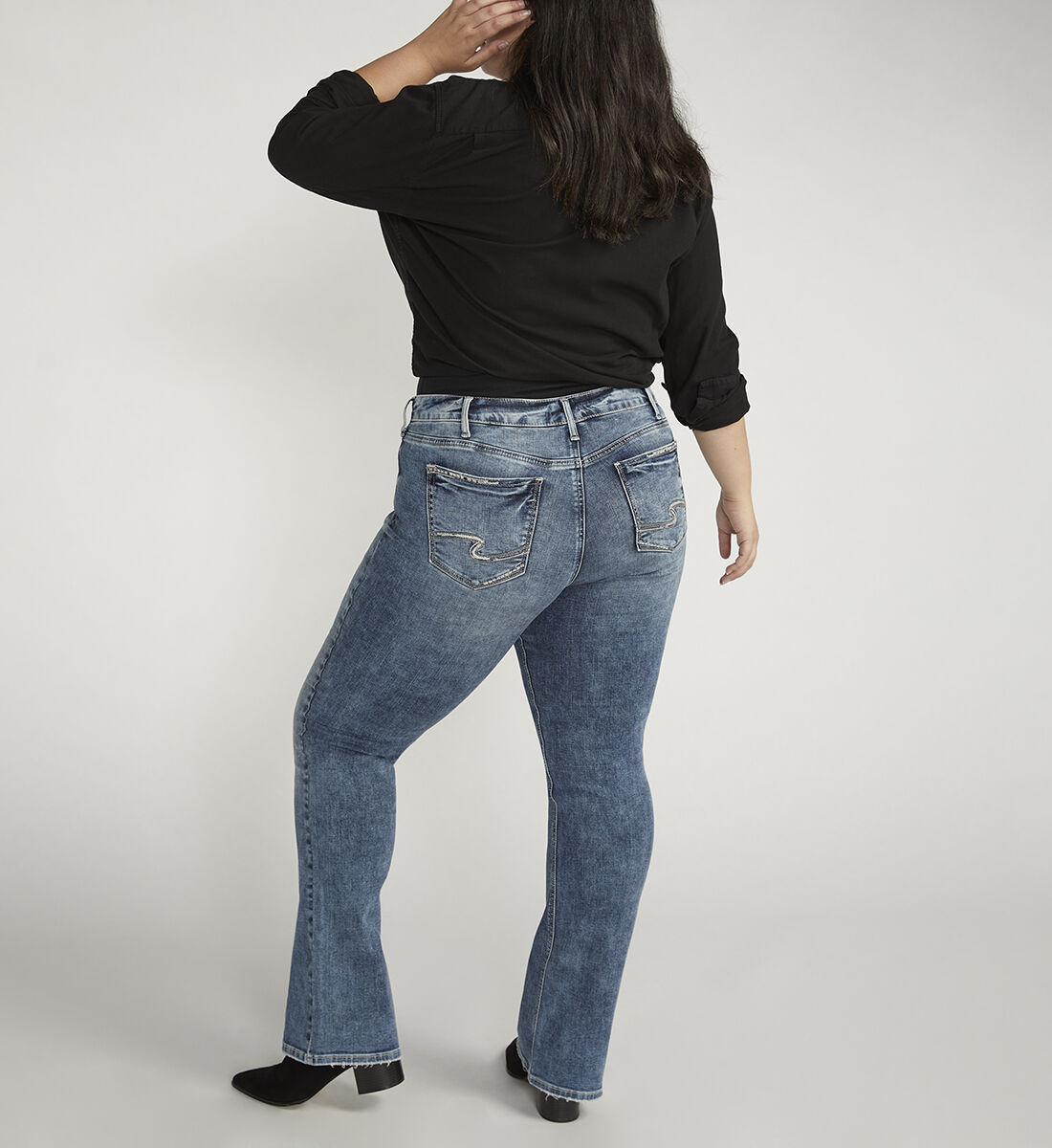 Buy Suki Mid Rise Bootcut Jeans Plus Size for USD 88.00
