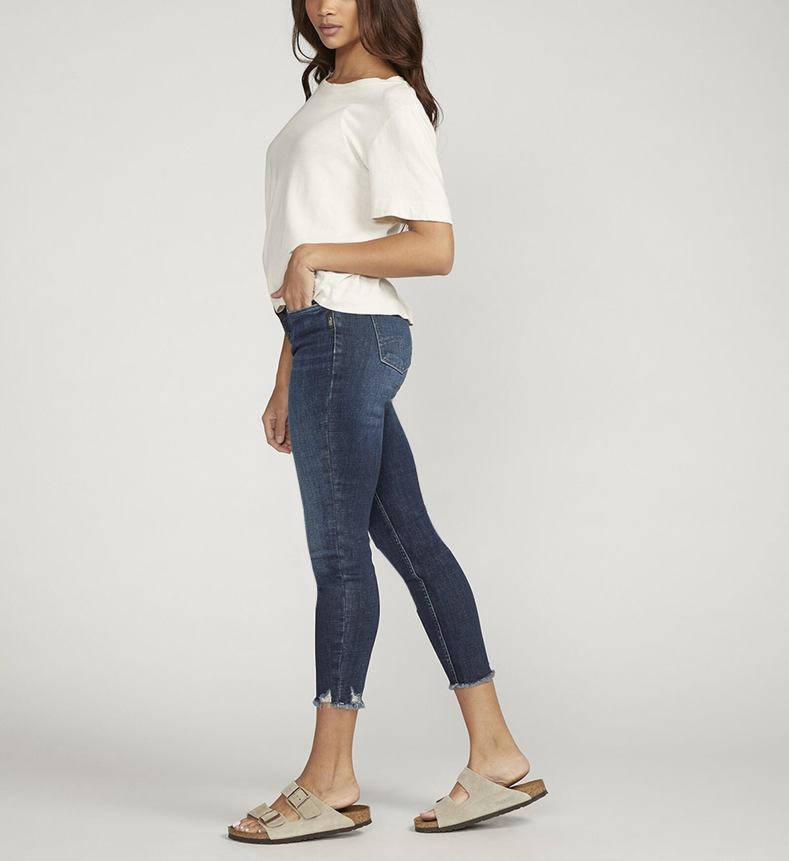 Buy Suki Mid Rise Skinny Crop Jeans for USD 74.00