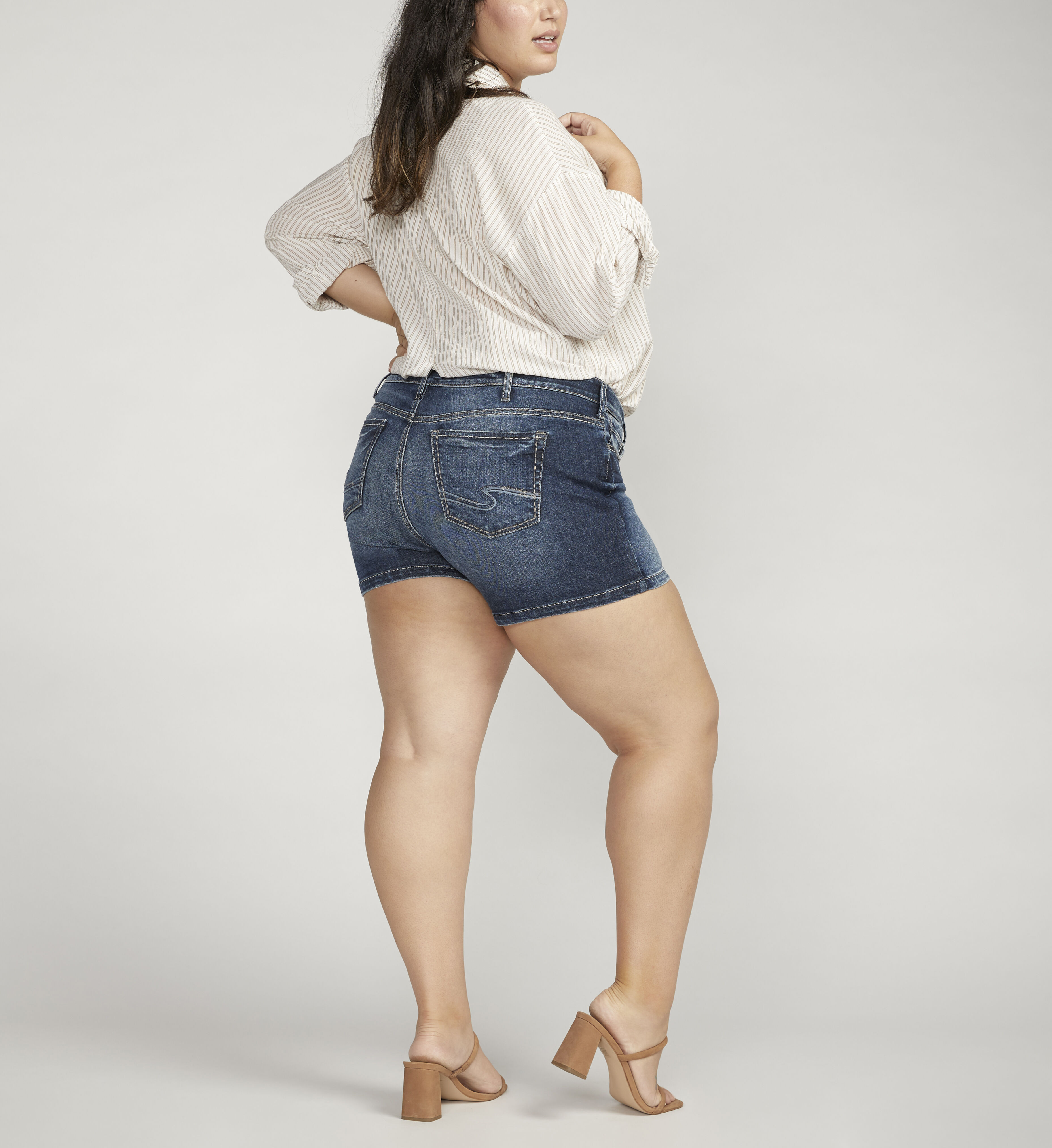 Silver jeans elyse shorts on sale