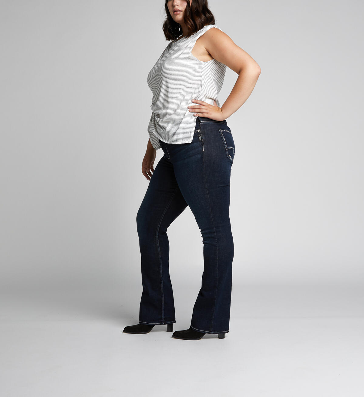 Avery High-Rise Curvy Slim Bootcut Jeans, , hi-res image number 2