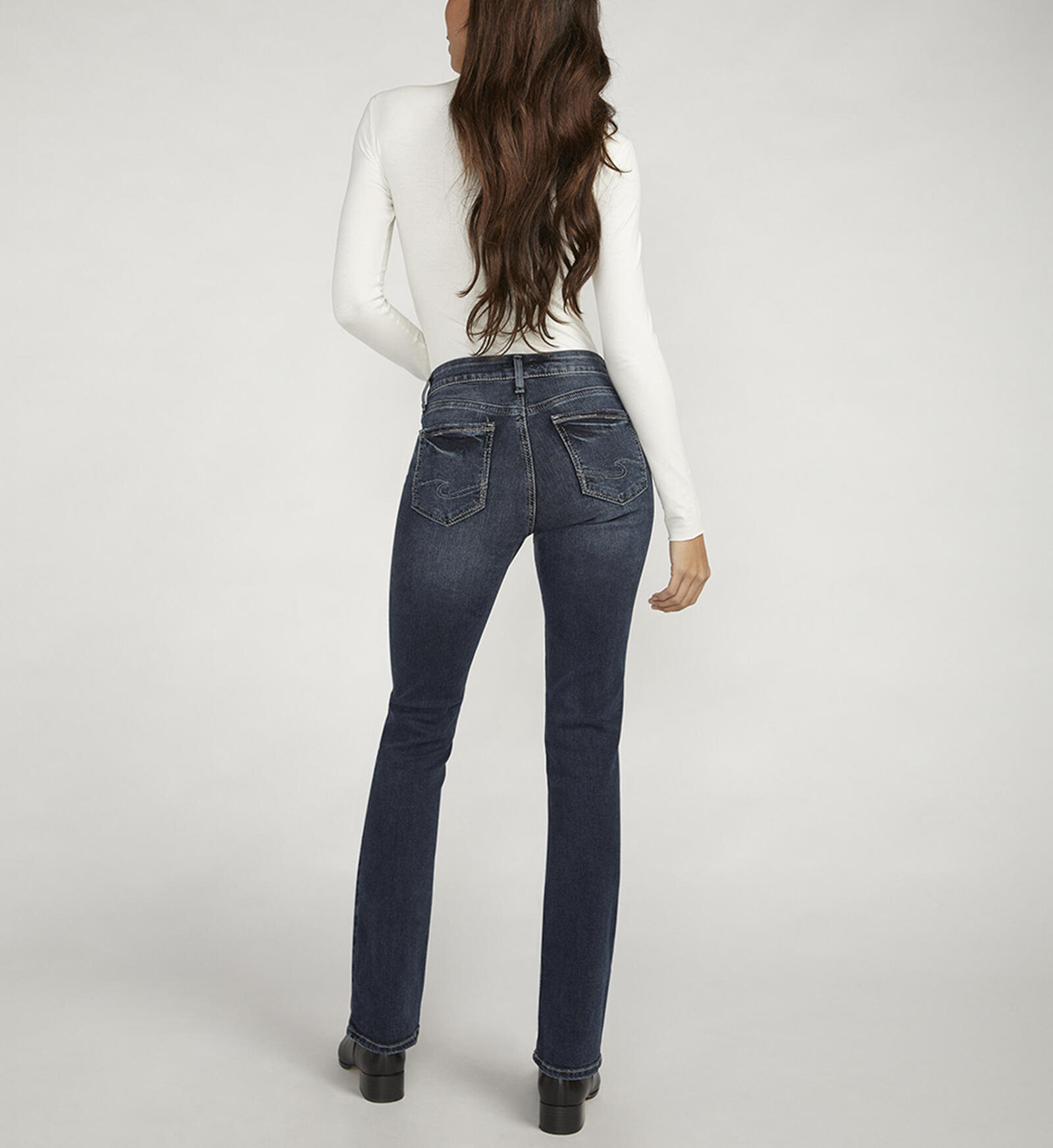 Buy Suki Mid Rise Slim Bootcut Jeans for USD 84.00 | Silver Jeans US New