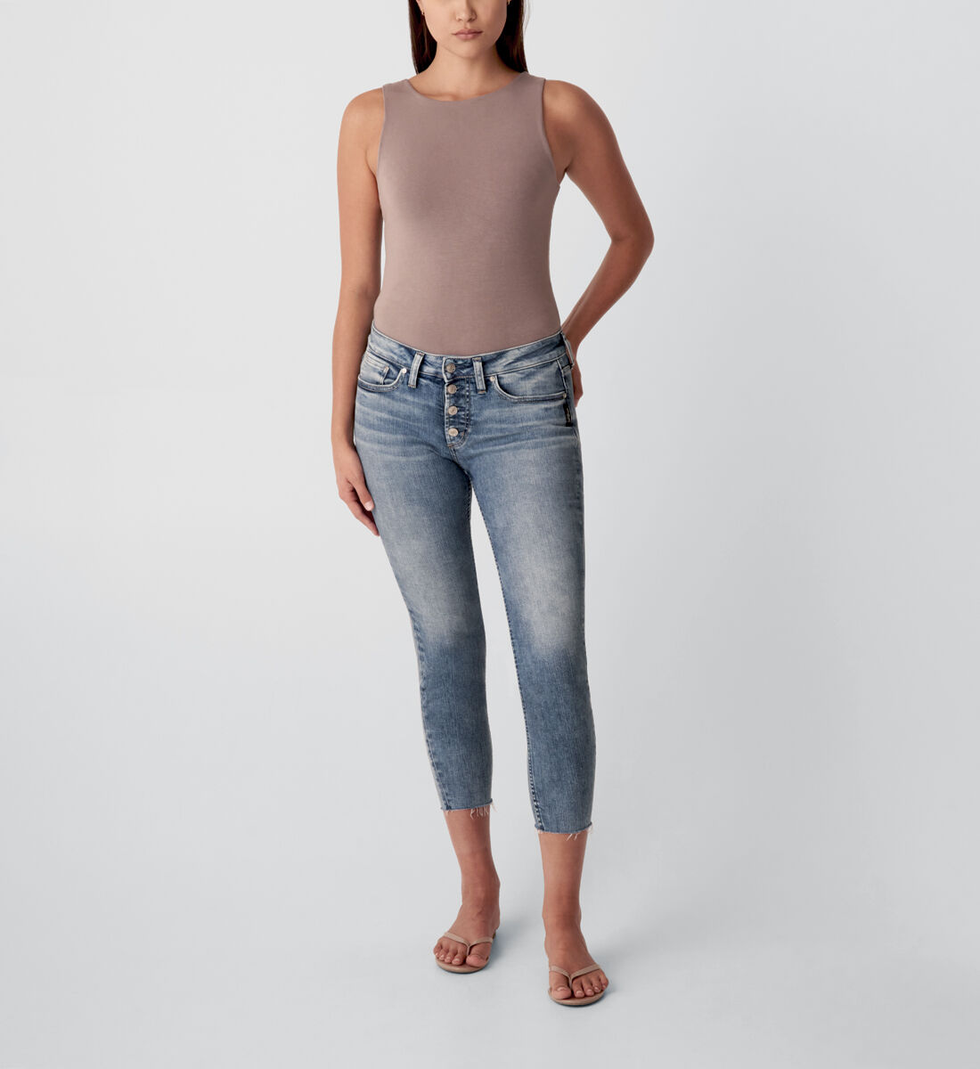 Buy Suki Mid Rise Skinny Crop Jeans for USD 74.00 Silver Jeans
