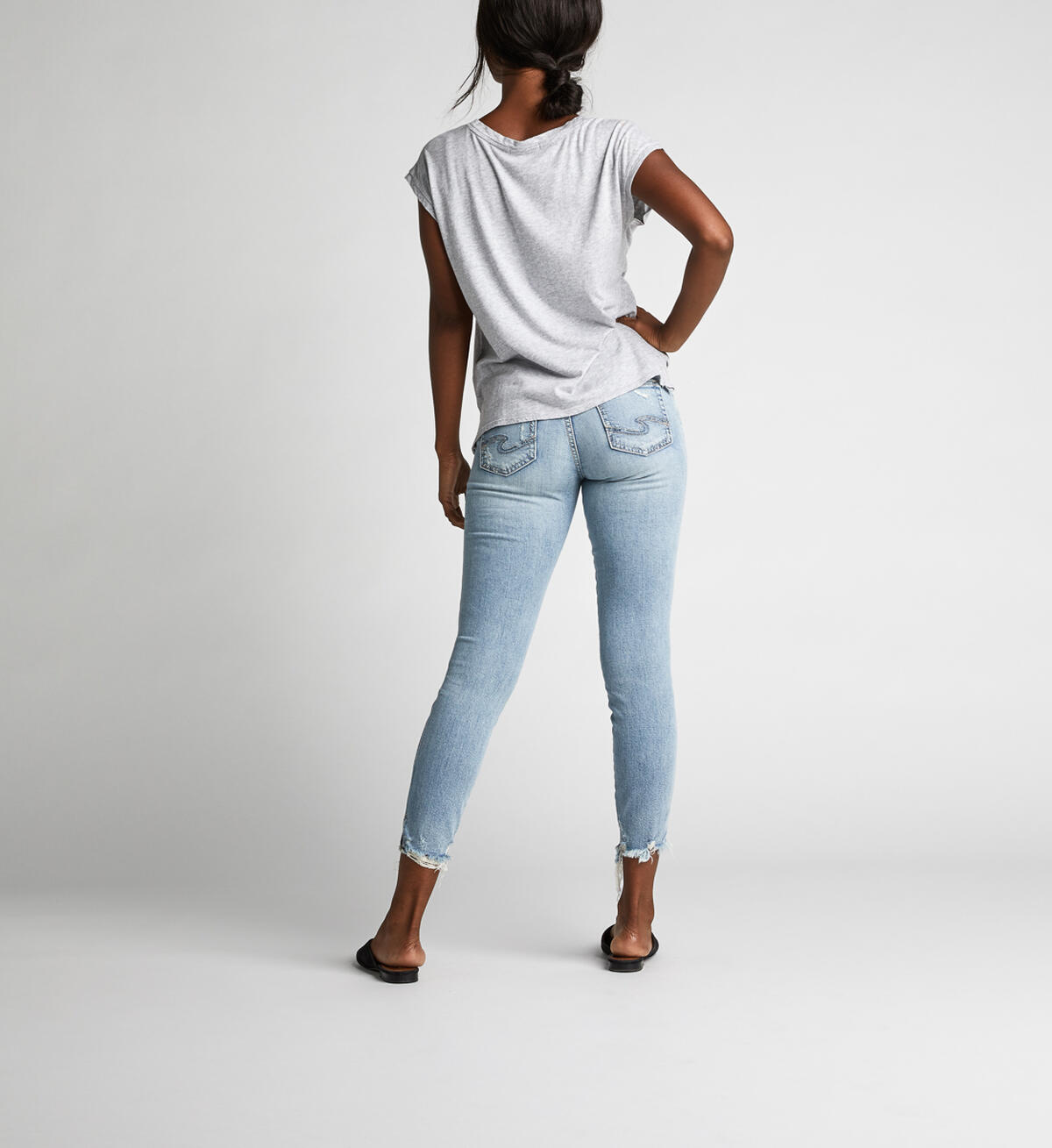 Suki Mid-Rise Curvy Skinny Crop Jeans, , hi-res image number 1