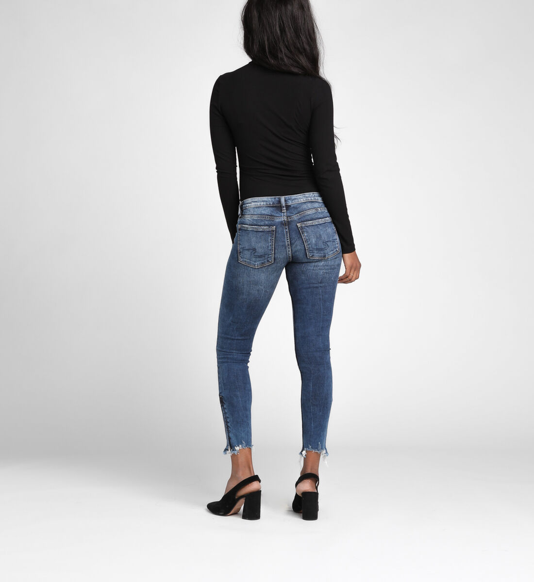 Buy Tuesday Low Rise Ankle Skinny Jeans Final Sale for USD 89.00 Silver Jeans US New