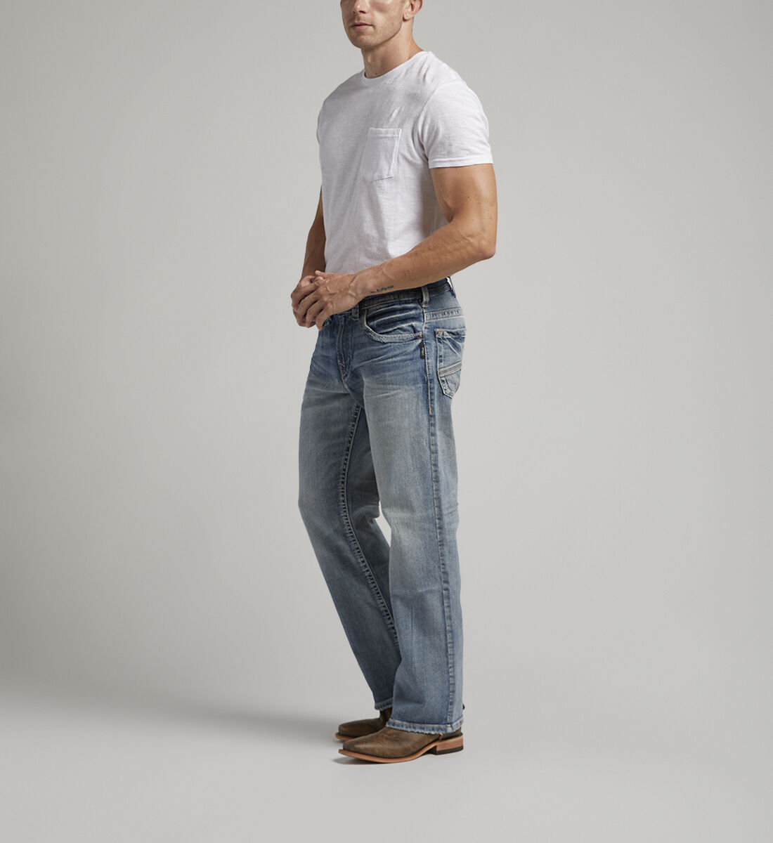 Buy Gordie Loose Fit Straight Leg Jeans for USD 99.00 Silver