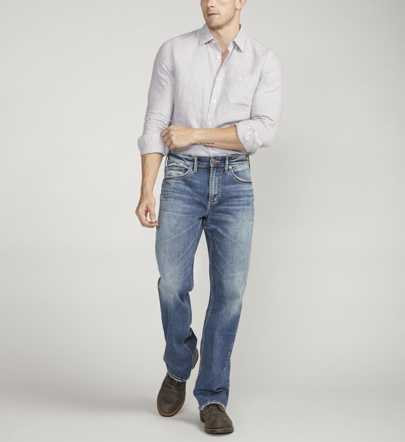 straight leg relaxed fit jeans