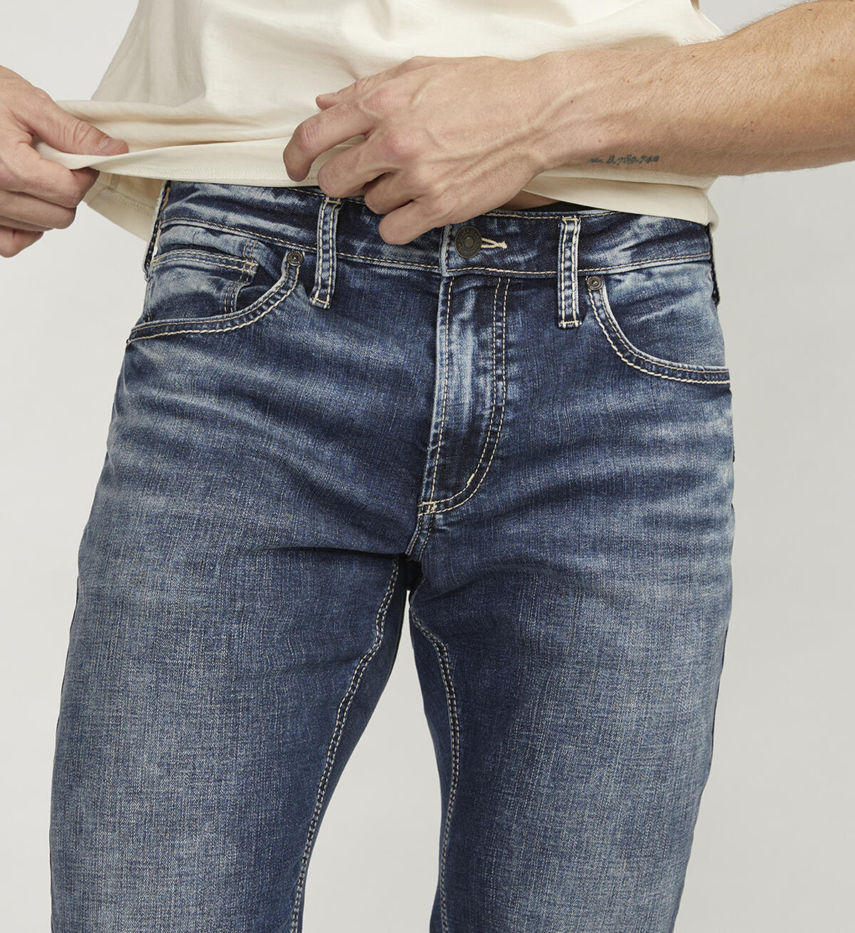 Konrad Slim Fit Slim Leg Jeans, , hi-res image number 3