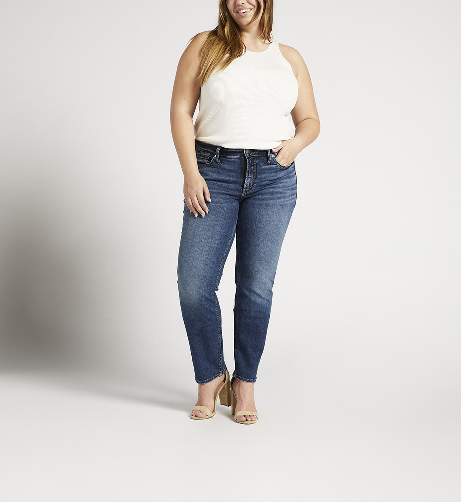 Buy Suki Mid Rise Straight Leg Jeans Plus Size for USD 52.00 | Silver Jeans  US New