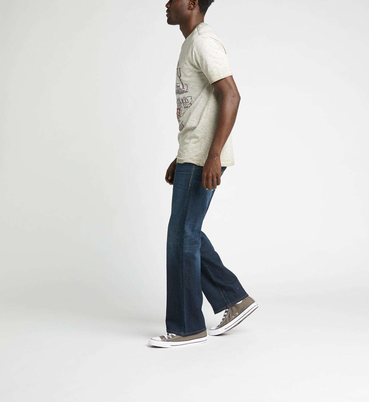 Zac, Indigo, hi-res image number 2