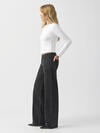 Loose & Low Rise Straight Leg Jeans image number 2