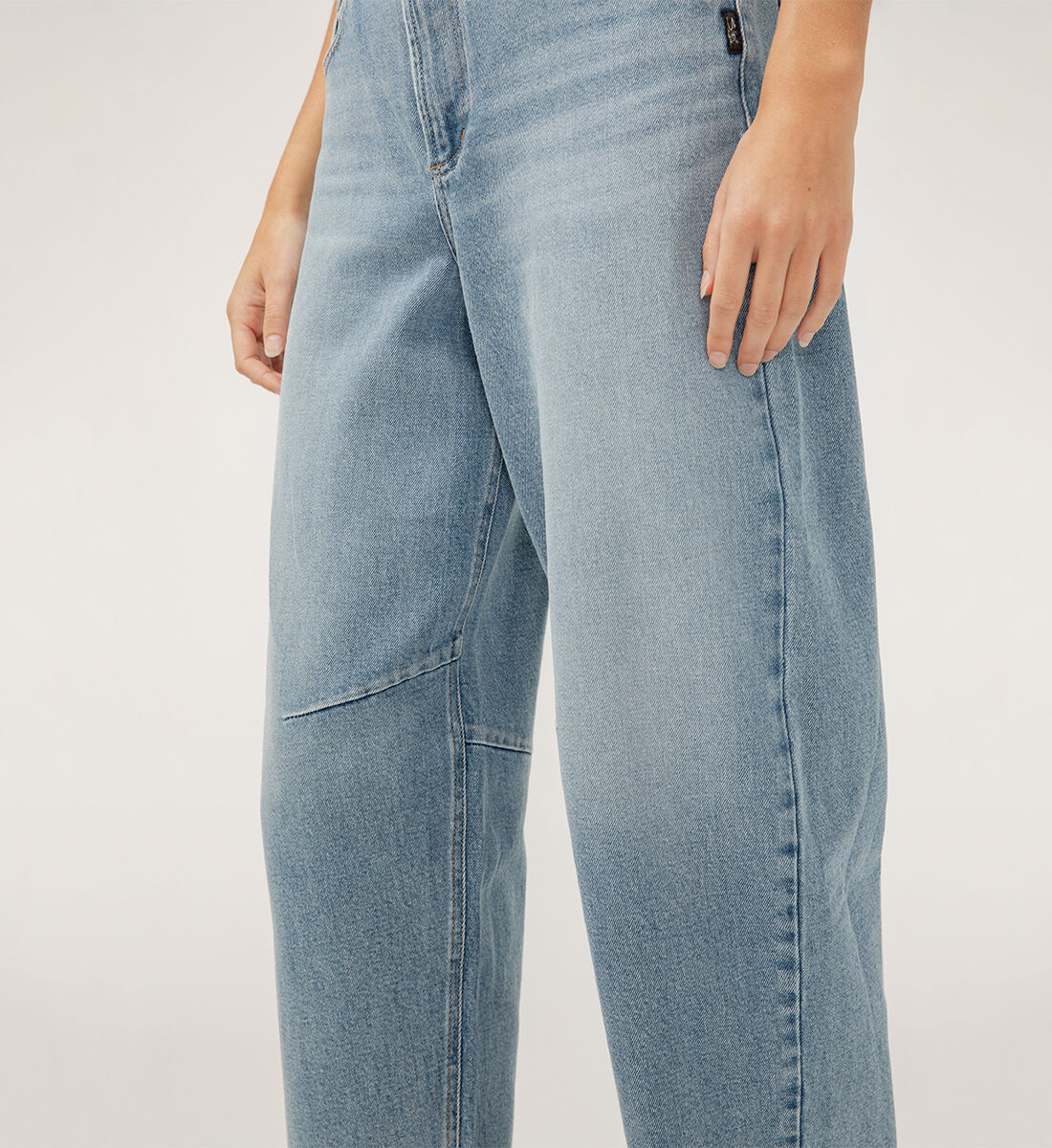 Buy High Rise Barrel Leg Jeans for USD 88.00 | Silver Jeans