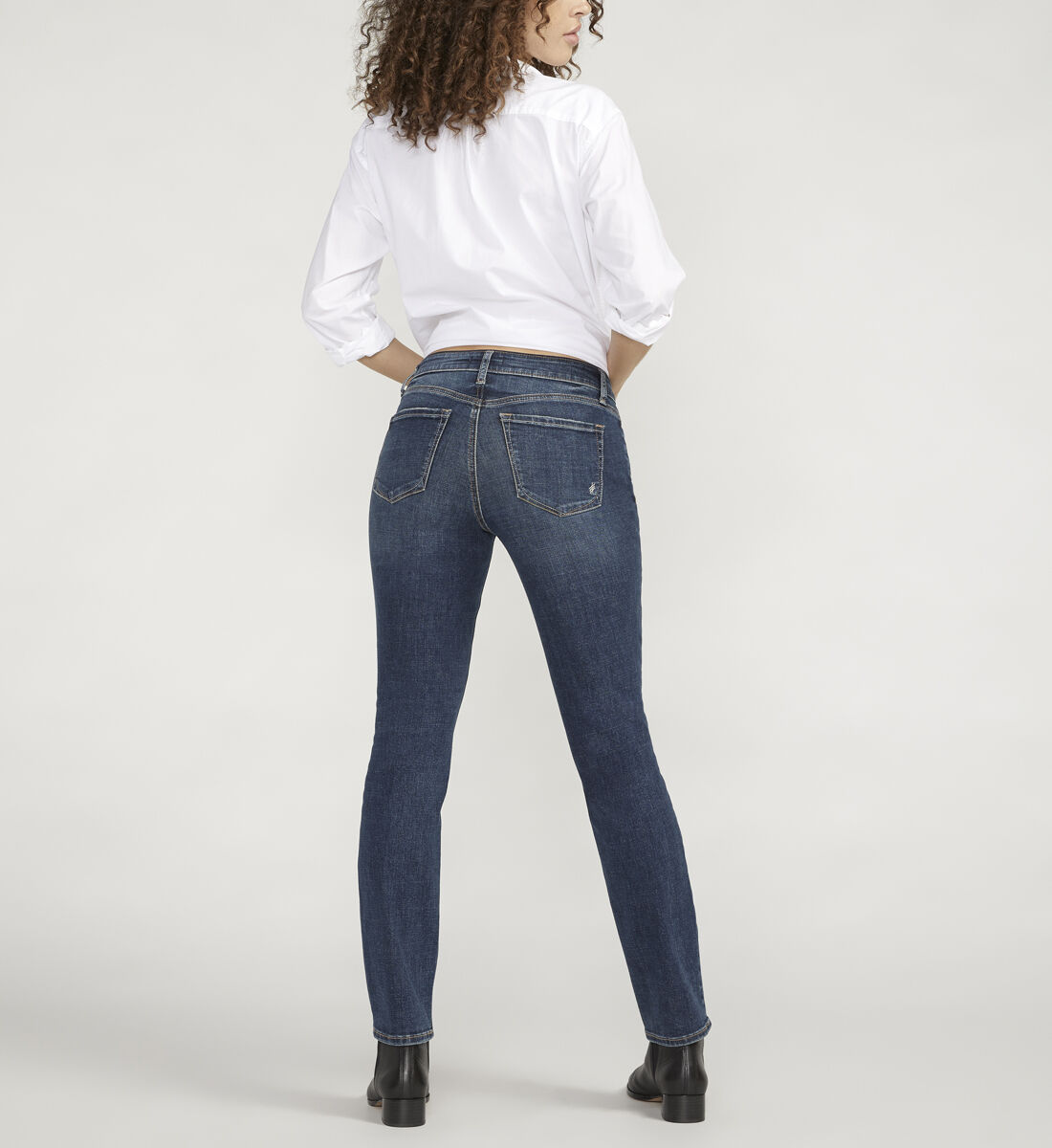 Buy Elyse Mid Rise Straight Leg Jeans for USD 78.00 | Silver Jeans