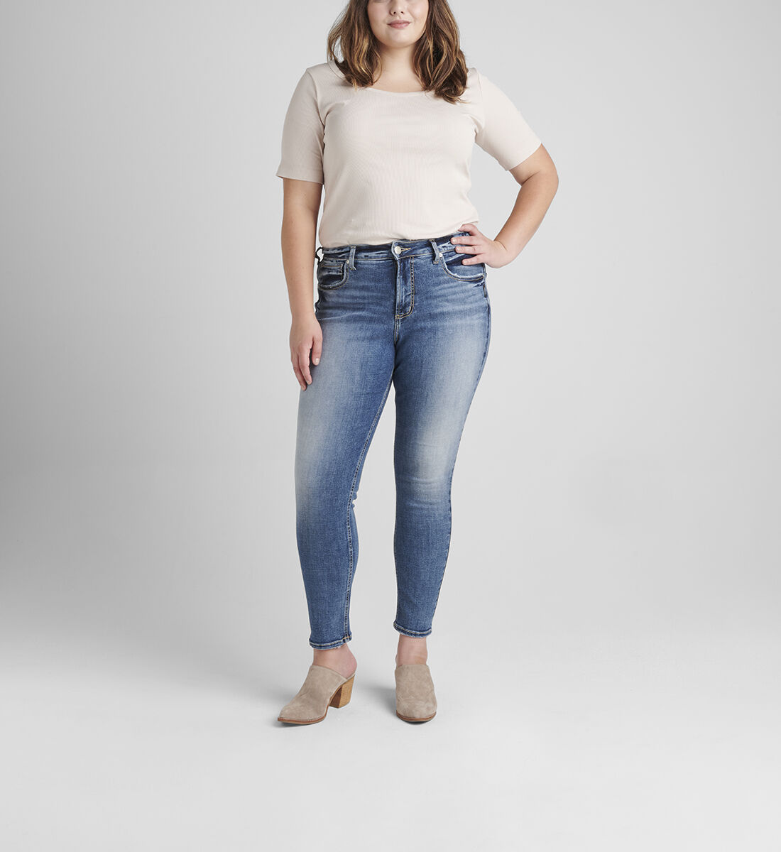 Avery High Rise Skinny Jeans Plus Size Front
