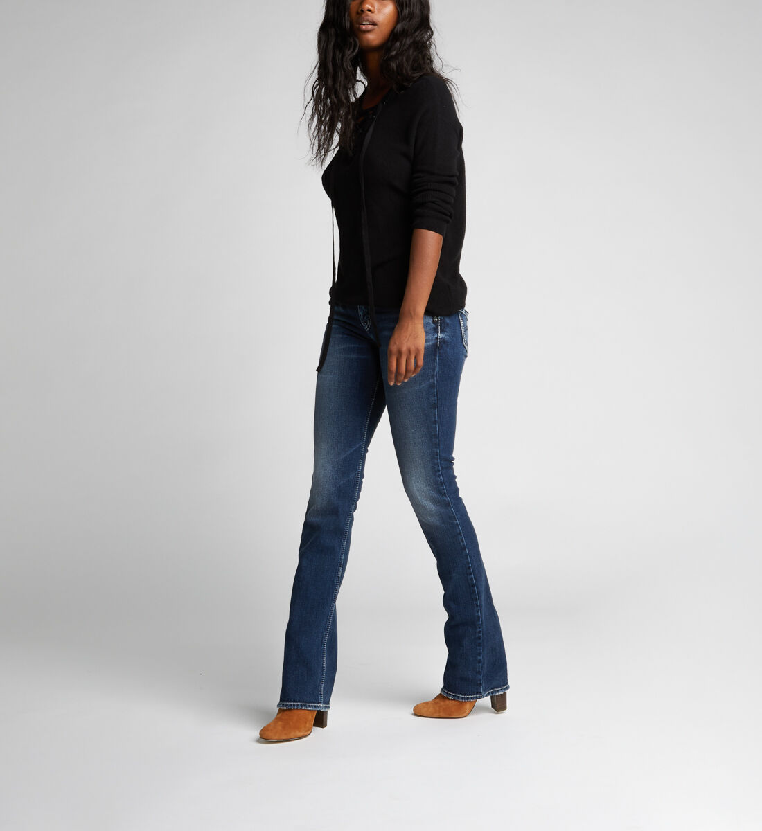 NEW Silver Jeans Women's SUKI BOOTCUT Leg Mid Rise 90411A