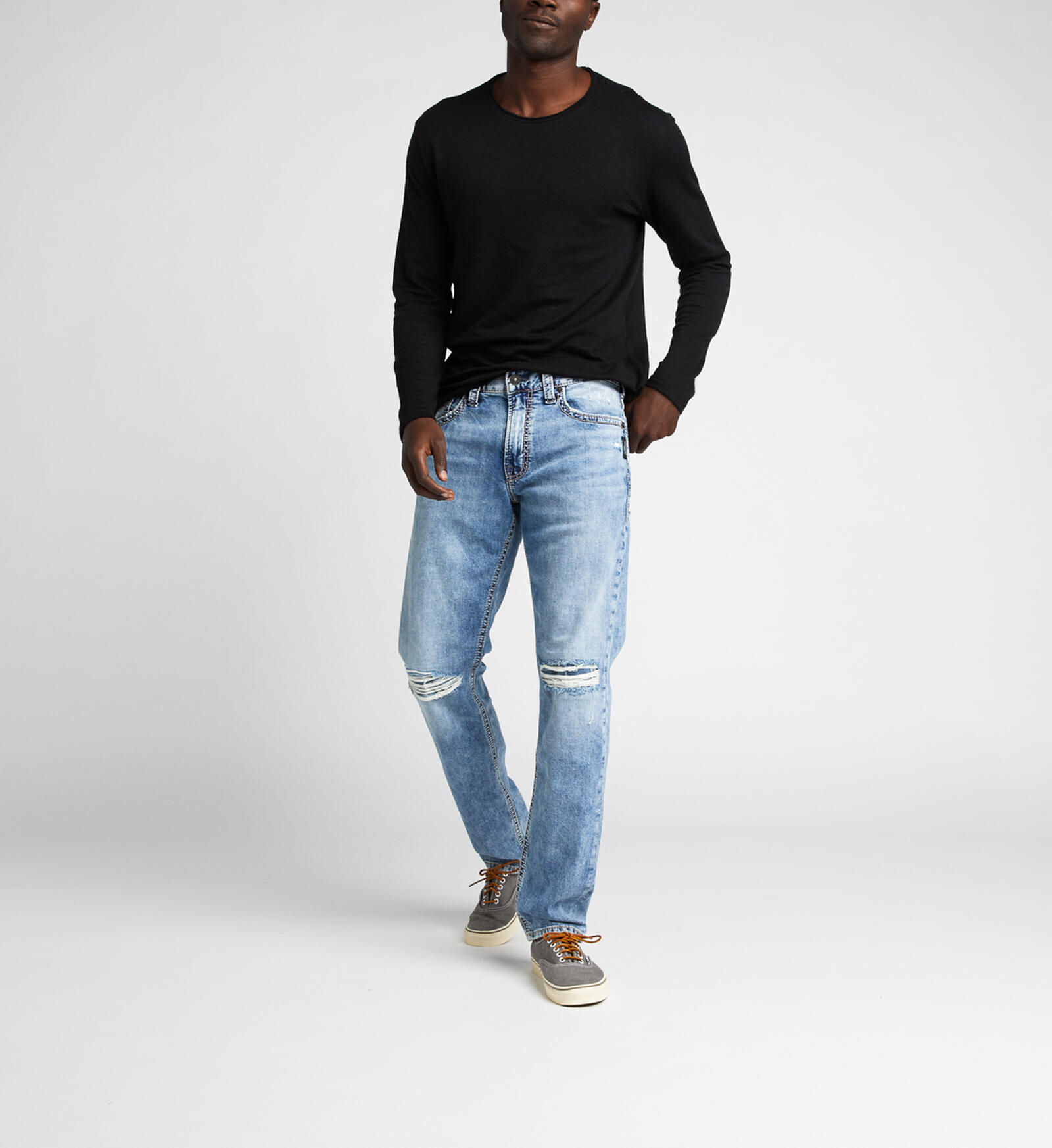 Buy Eddie Relaxed Fit Tapered Leg Jeans for USD 99.00 Silver Jeans US New