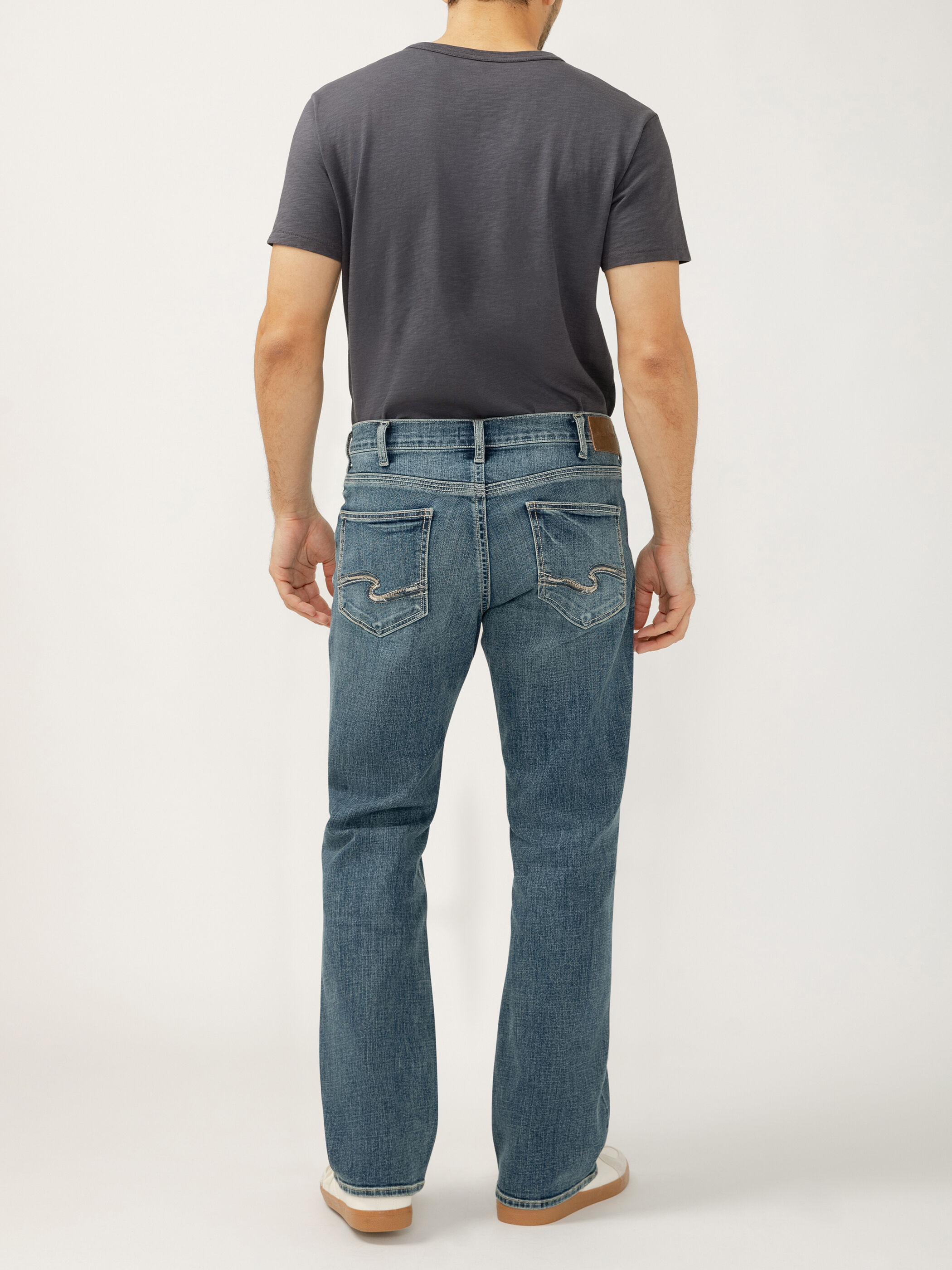 Buy Zac Relaxed Fit Straight Leg Jeans for USD 98.00 | Silver Jeans