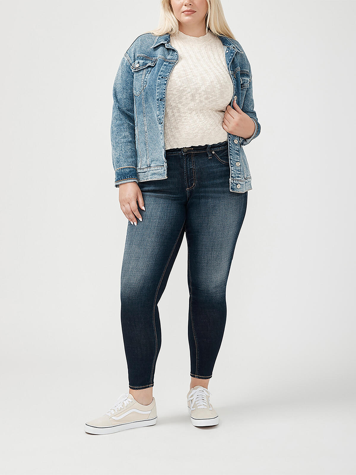 Suki Mid Rise Skinny Luxe Stretch  Jeans Plus Size image number 0