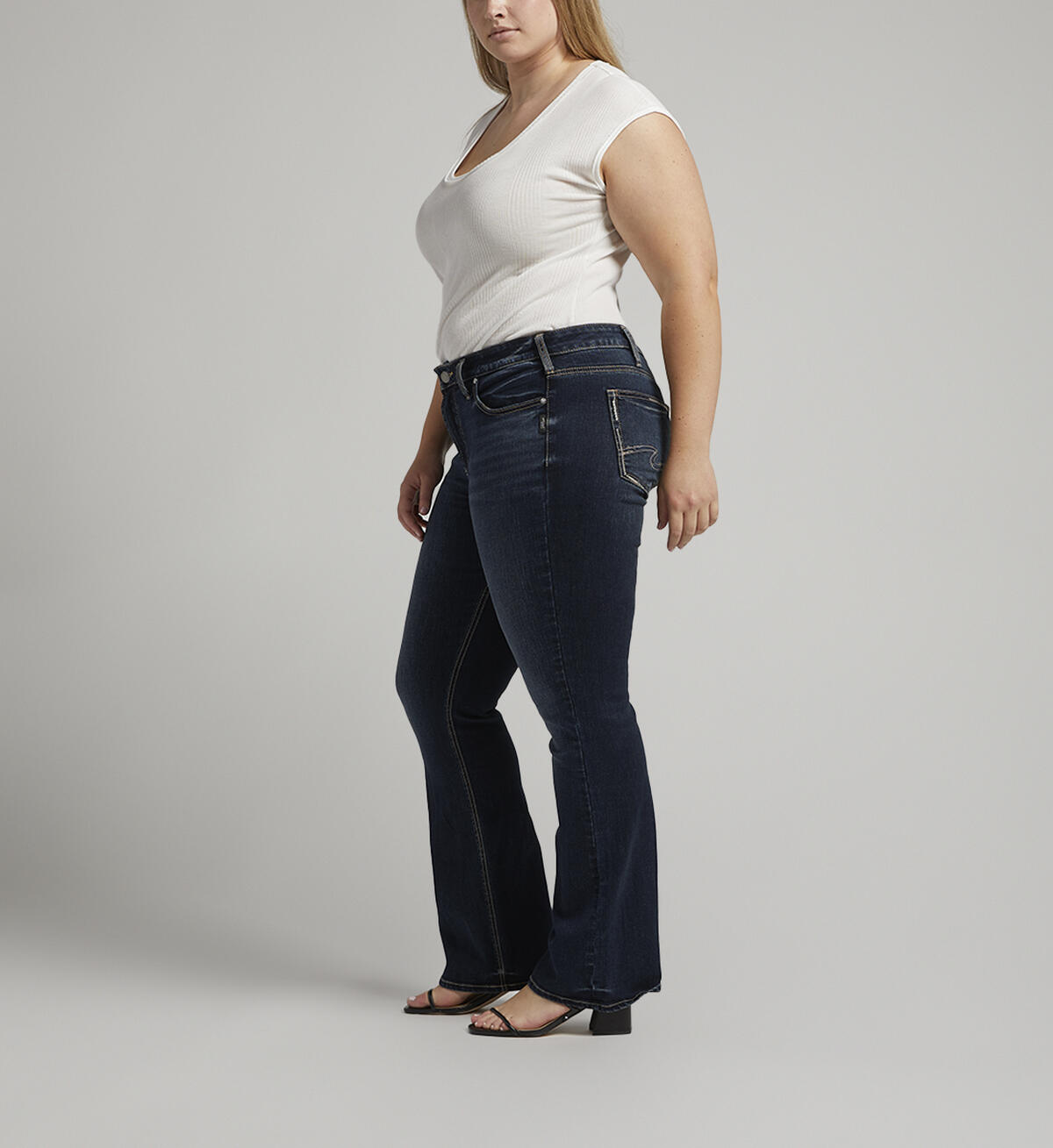 Suki Mid Rise Bootcut Jeans Plus Size, Indigo, hi-res image number 2