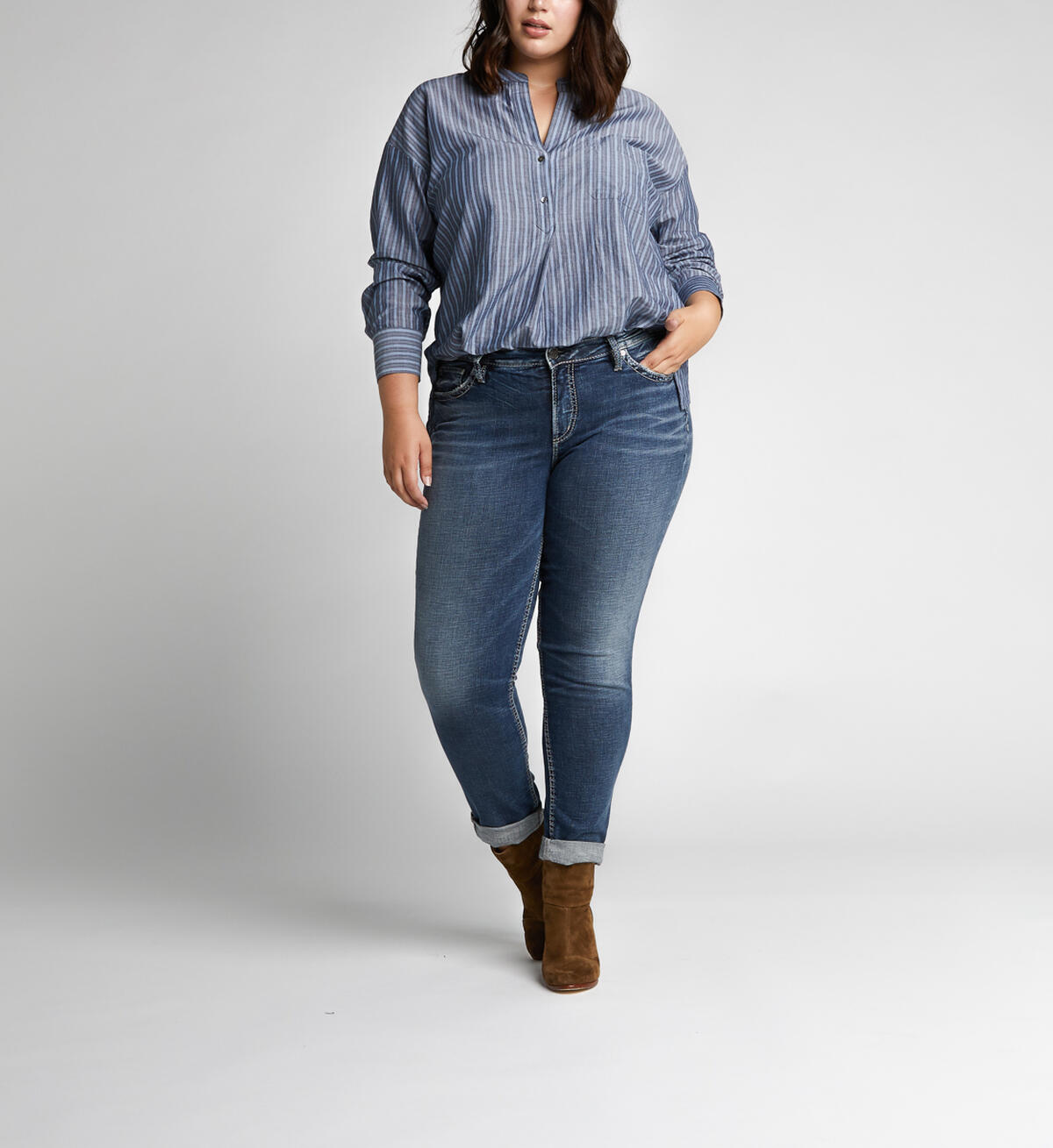 Slim Leg Mid Rise Boyfriend Dark Wash, , hi-res image number 3