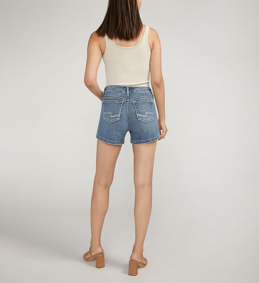 Silver jeans elyse shorts best sale