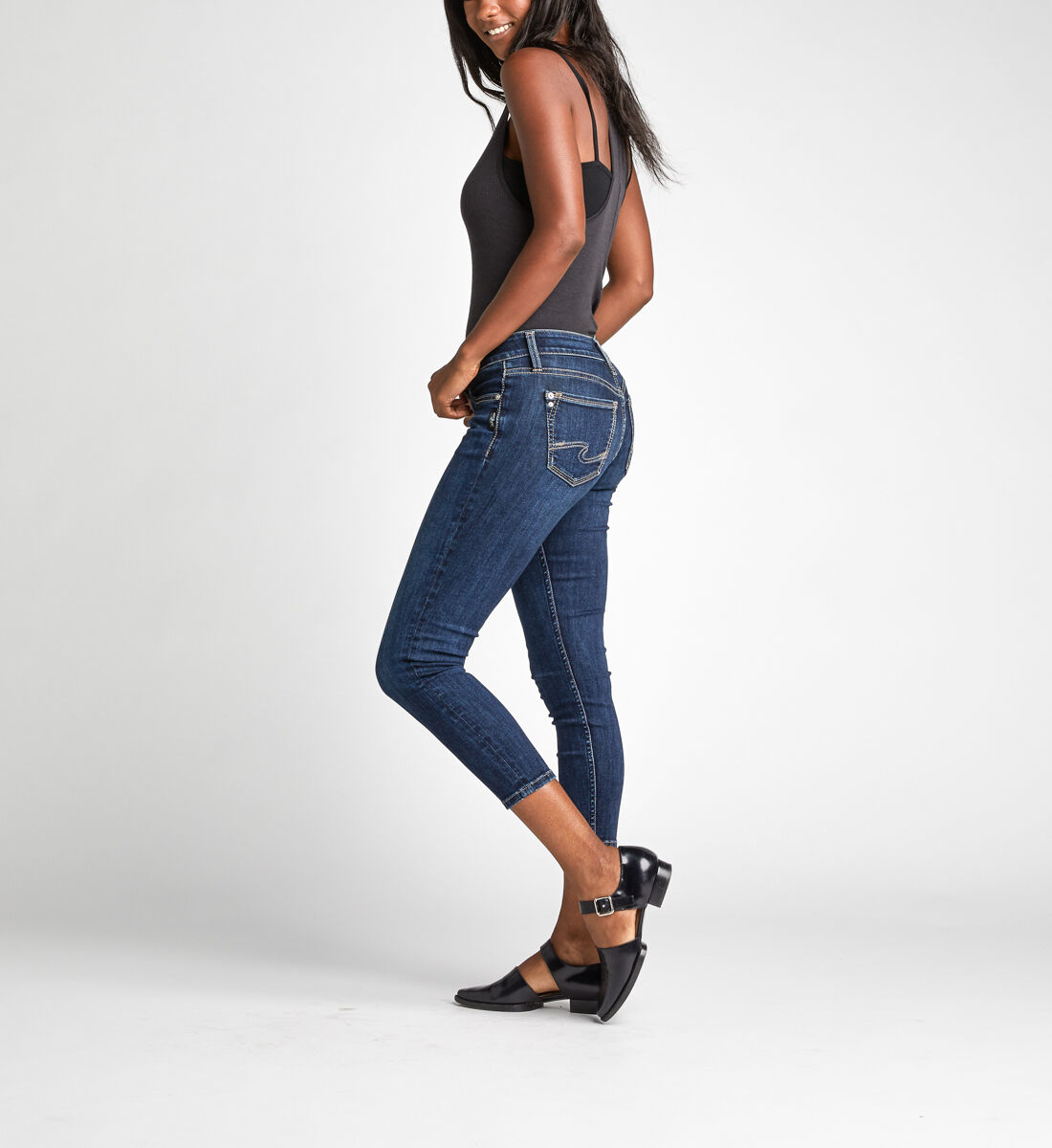 Buy Suki Mid Rise Skinny Crop Jeans for USD 74.00 Silver Jeans