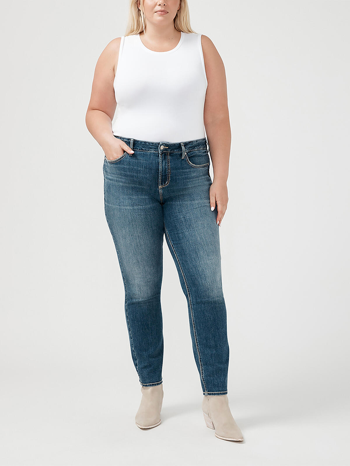 Suki Mid Rise Straight Leg Luxe Stretch Jeans Plus Size image number 0