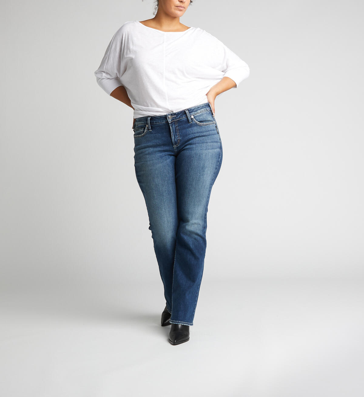 Suki Mid-Rise Curvy Slim Bootcut Jeans, , hi-res image number 0