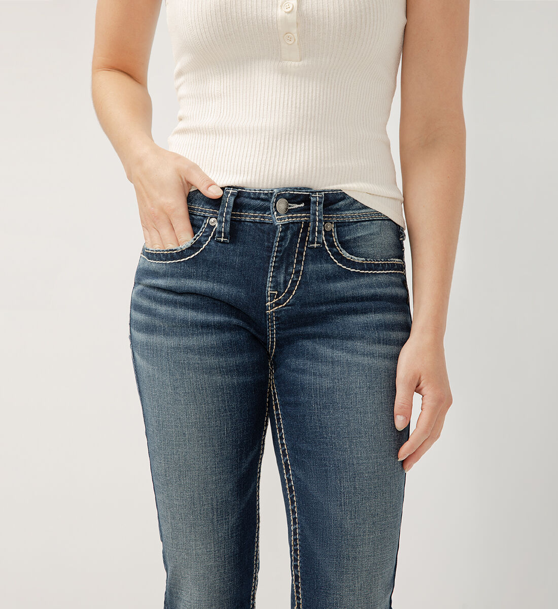 Buy Suki Mid Rise Bootcut Jeans for USD 88.00 | Silver Jeans