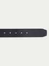 Classic Leather Men's Belt image number 1